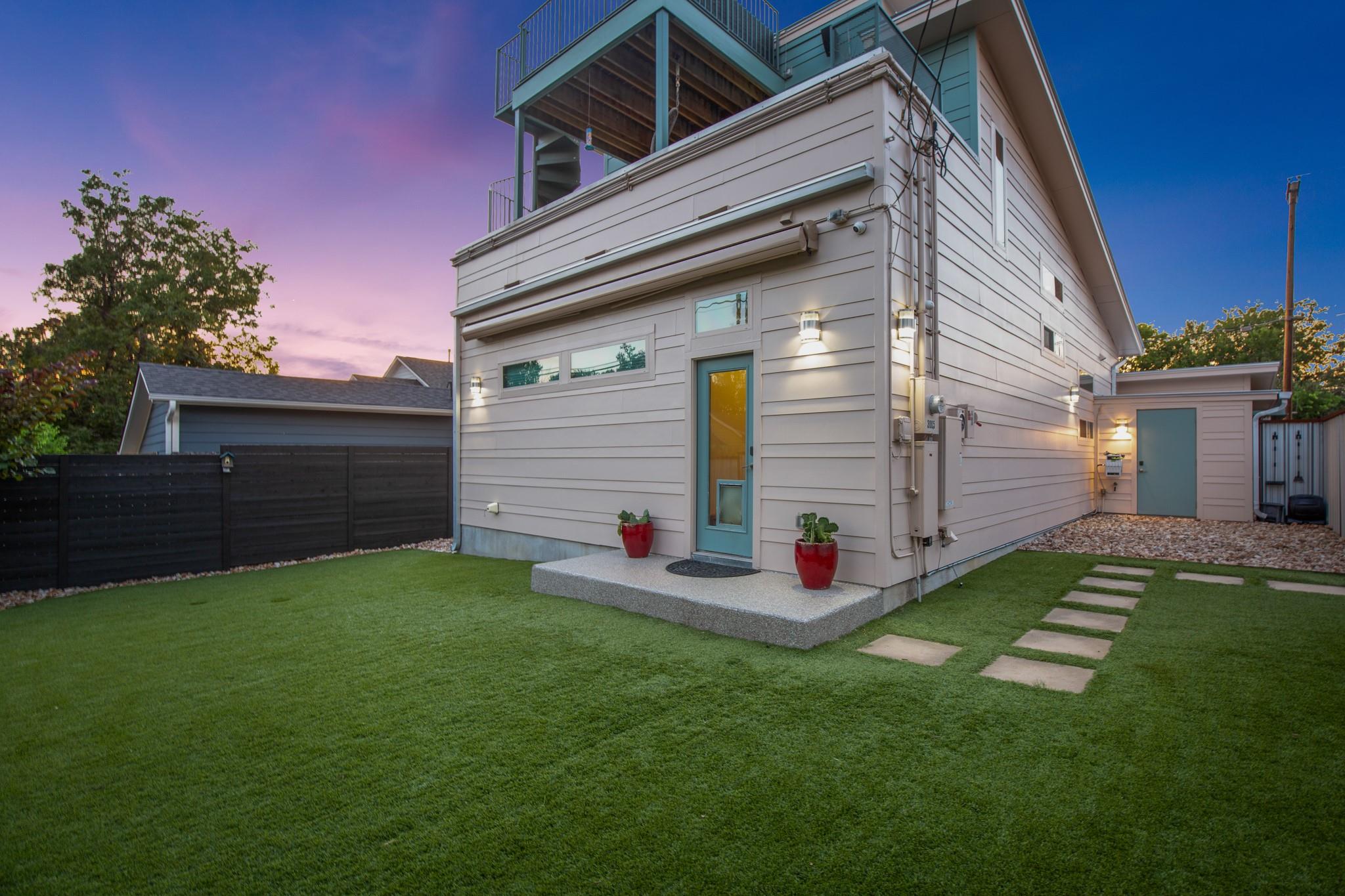 3005 E Martin Luther King Jr Blvd, Austin, TX 78702