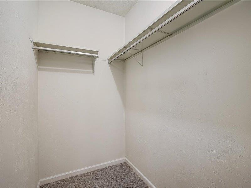 10906 Meadgreen Ct, Austin, TX 78758