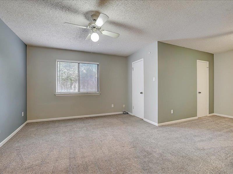 10906 Meadgreen Ct, Austin, TX 78758