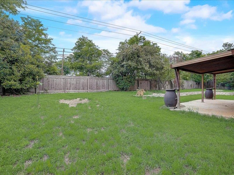 10906 Meadgreen Ct, Austin, TX 78758