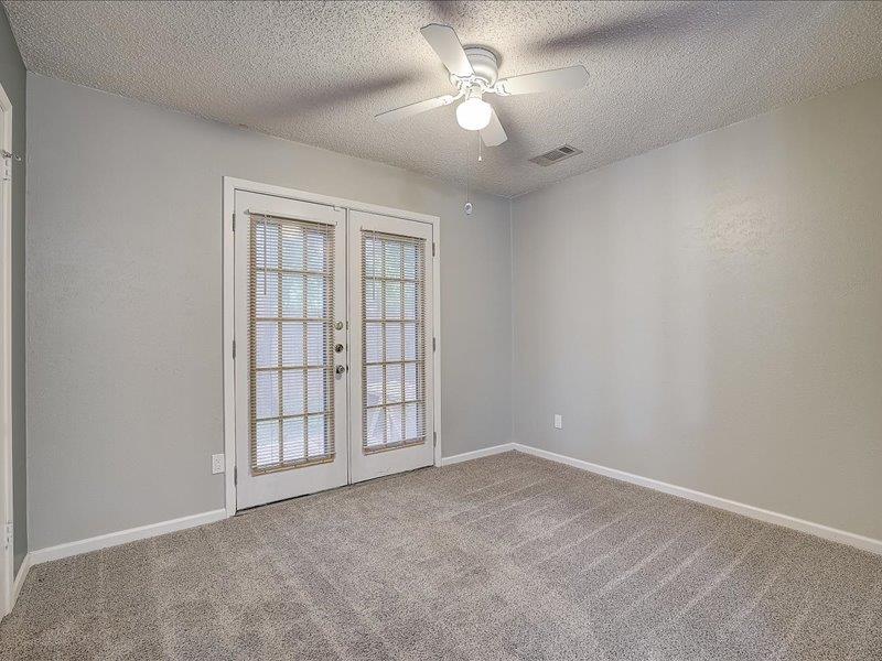 10906 Meadgreen Ct, Austin, TX 78758