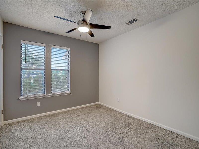 10906 Meadgreen Ct, Austin, TX 78758