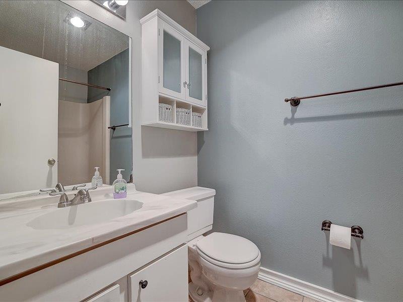 10906 Meadgreen Ct, Austin, TX 78758