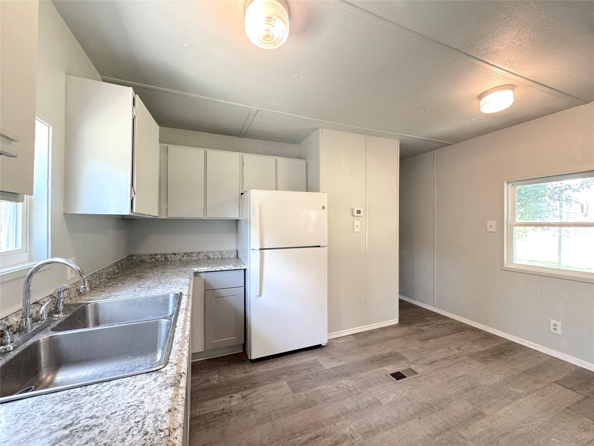 1139 Hidden Fawn, Canyon Lake, TX 78133