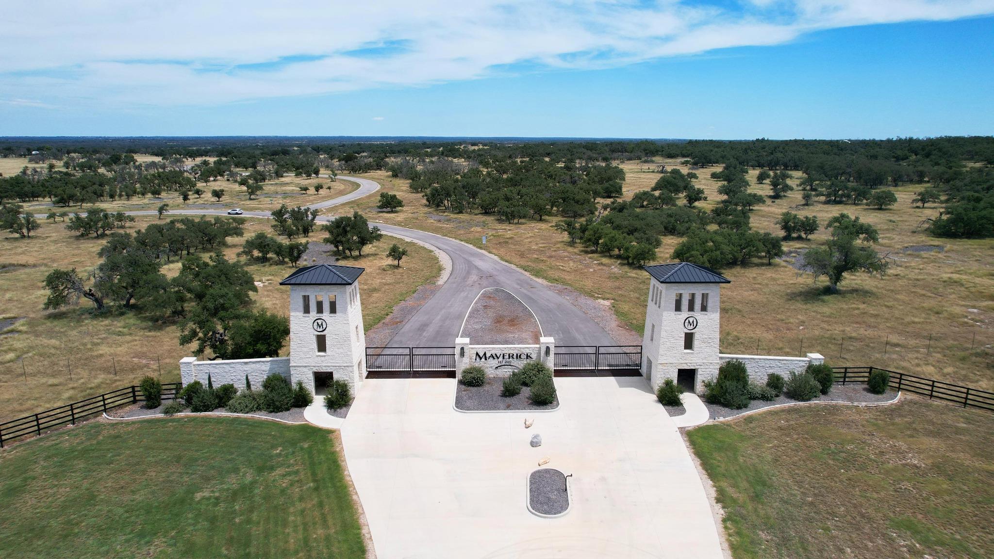 TBD Pack Saddle Dr, Harper, TX 78631