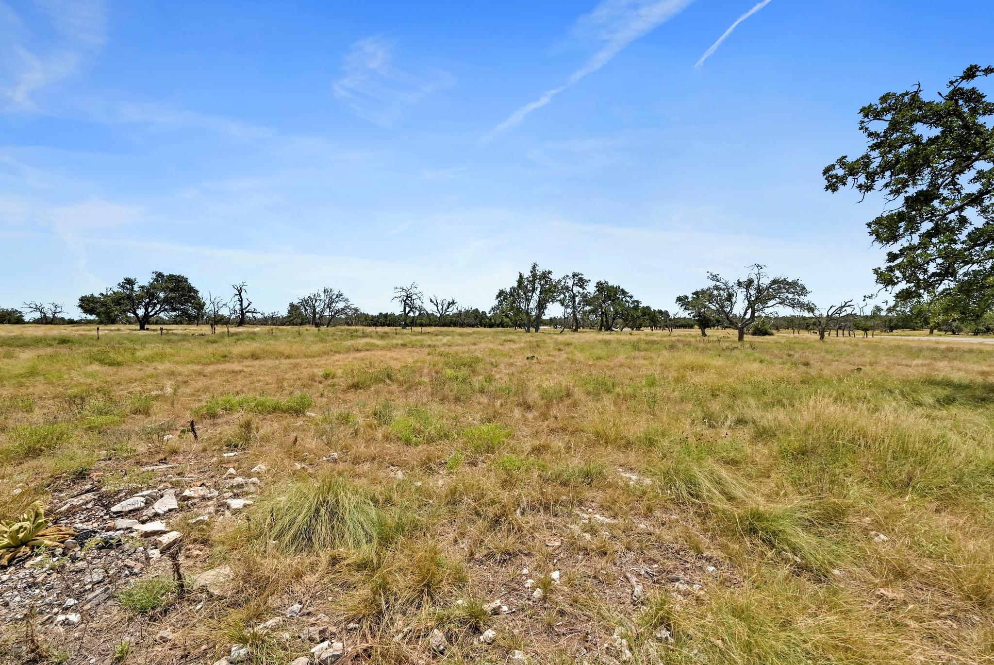 TBD Pack Saddle Dr, Harper, TX 78631