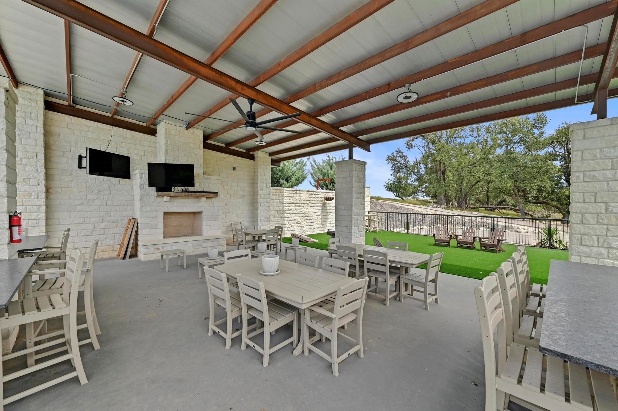 TBD Pack Saddle Dr, Harper, TX 78631