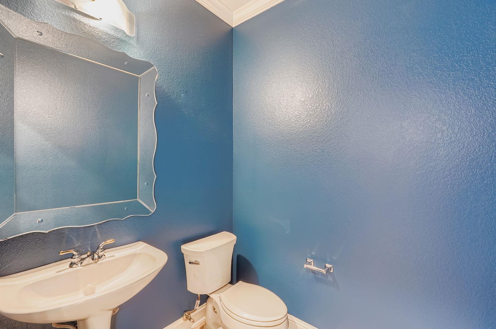 5000 Mission Oaks Blvd # 61, Austin, TX 78735