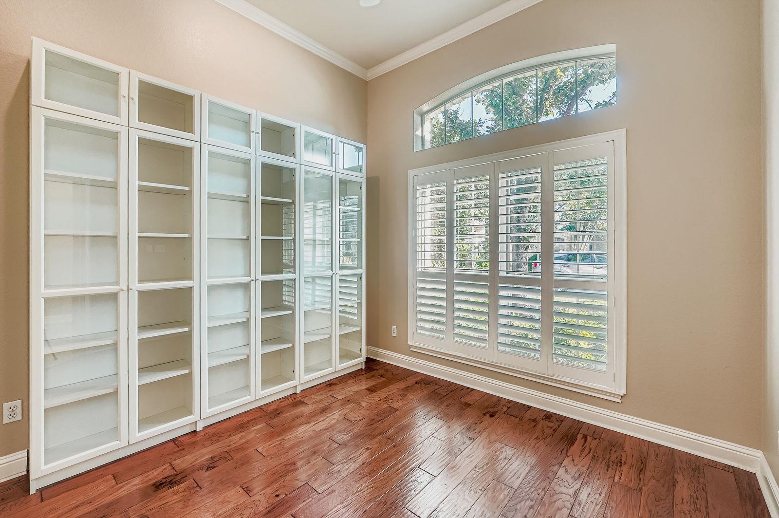 5000 Mission Oaks Blvd # 61, Austin, TX 78735