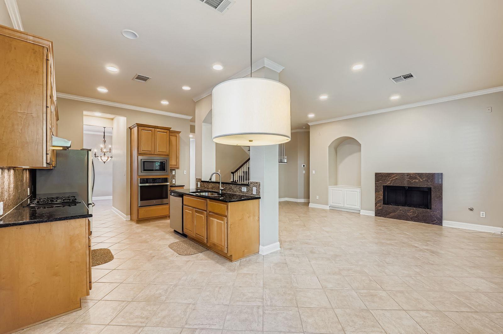 5000 Mission Oaks Blvd # 61, Austin, TX 78735