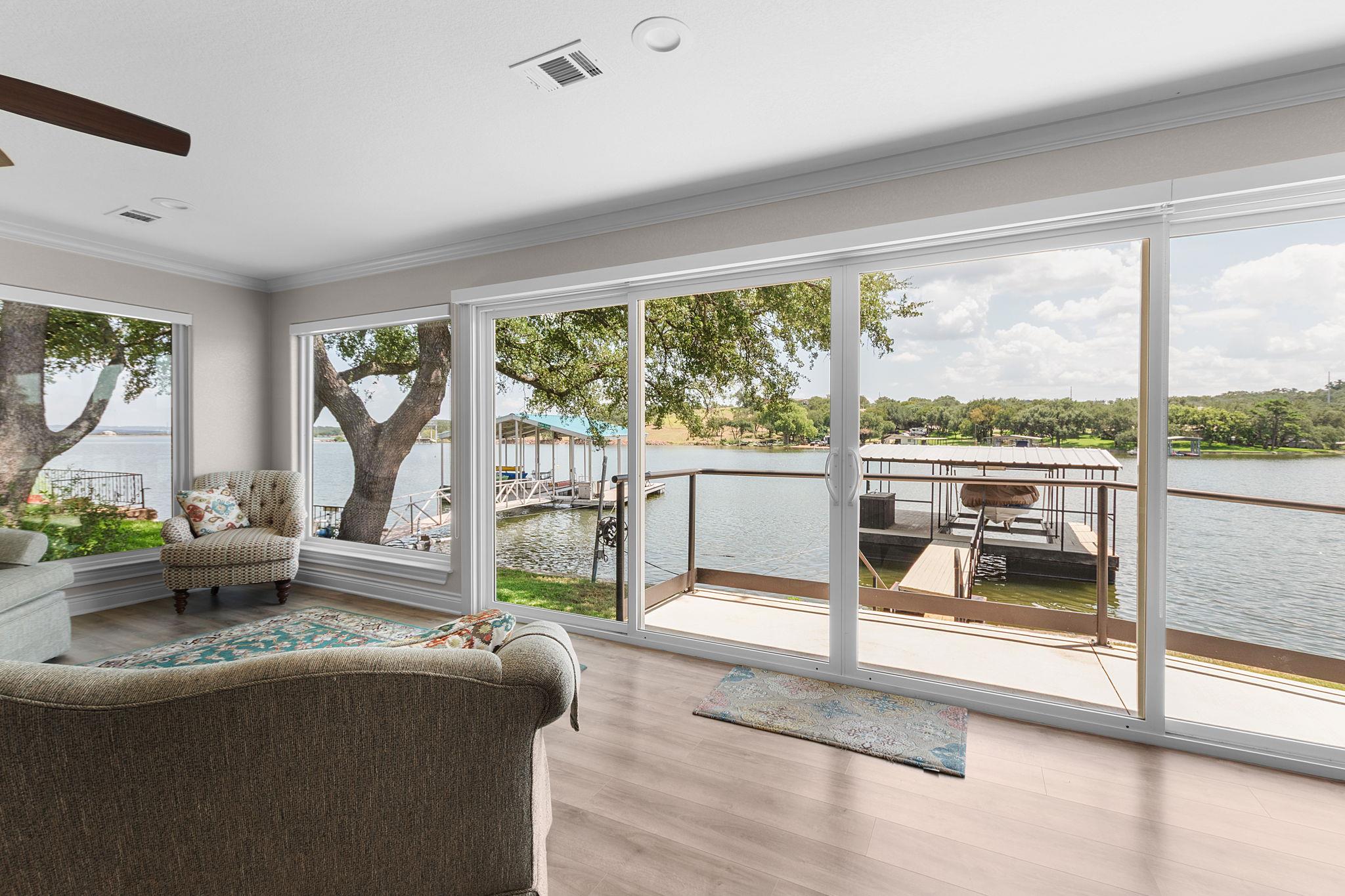 516 Island Lodges Dr, Buchanan Dam, TX 78609