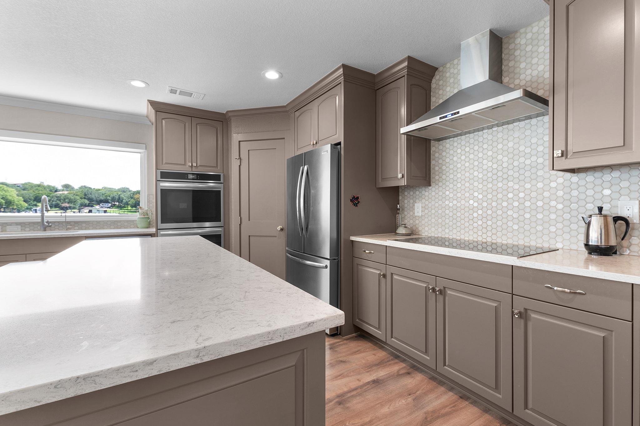 516 Island Lodges Dr, Buchanan Dam, TX 78609