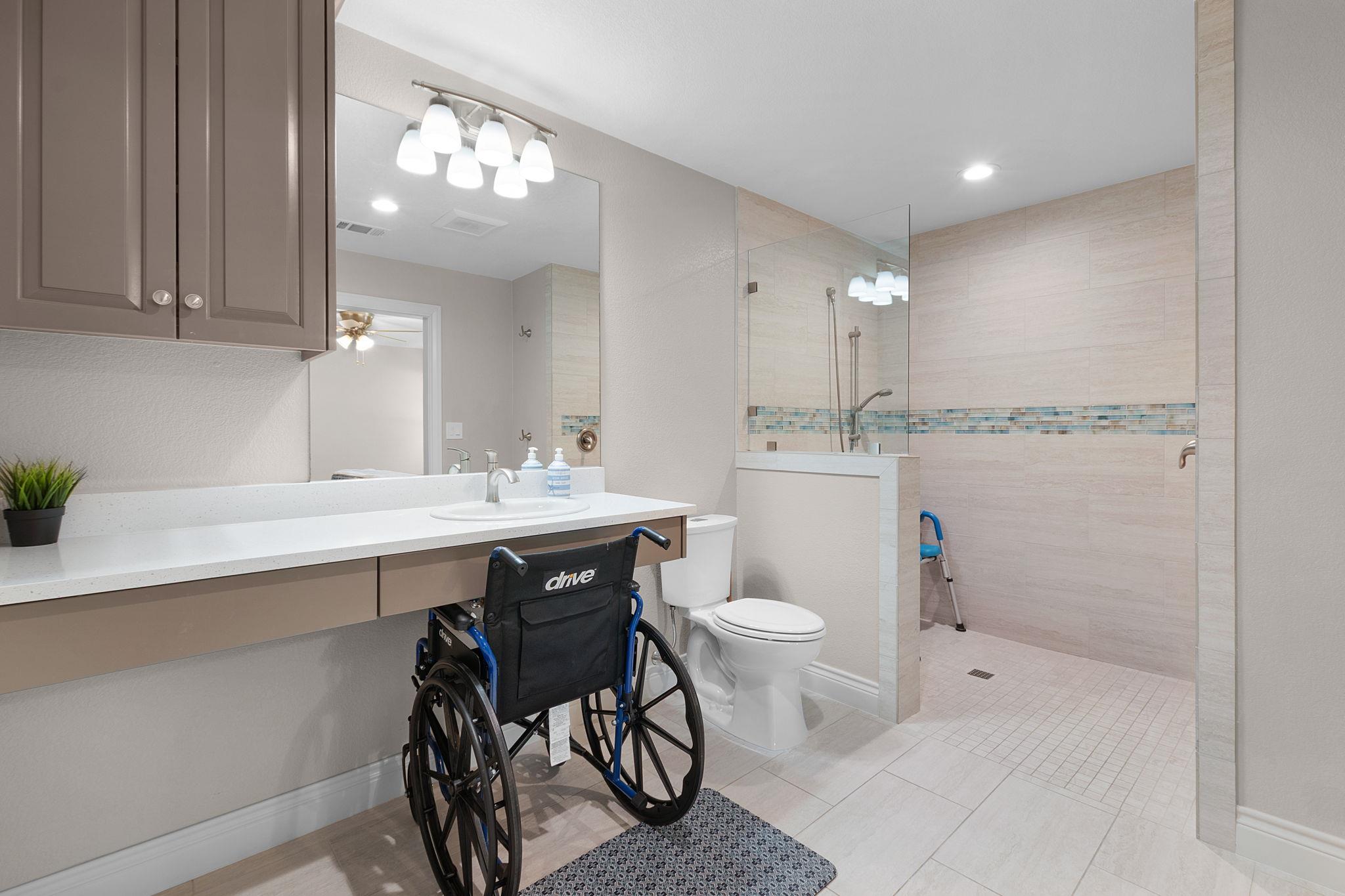 516 Island Lodges Dr, Buchanan Dam, TX 78609