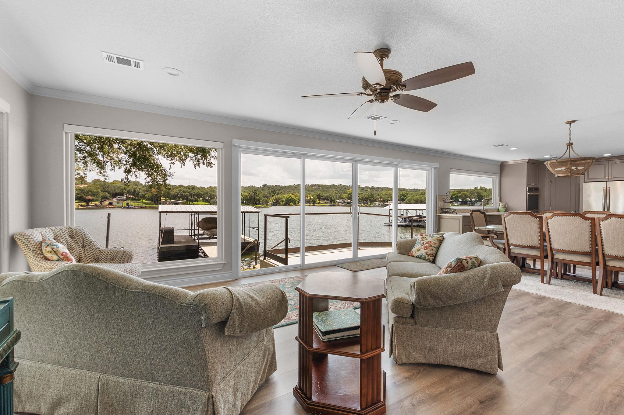 516 Island Lodges Dr, Buchanan Dam, TX 78609