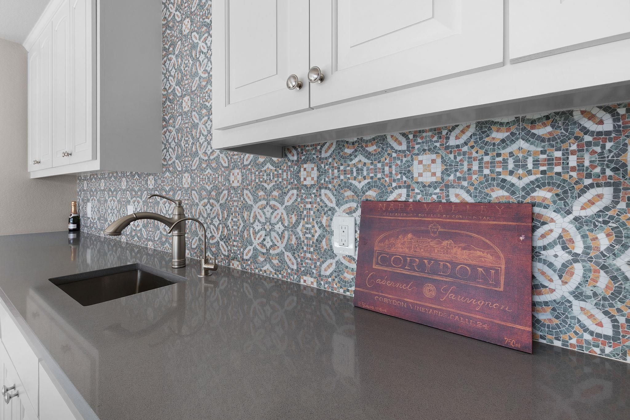 516 Island Lodges Dr, Buchanan Dam, TX 78609