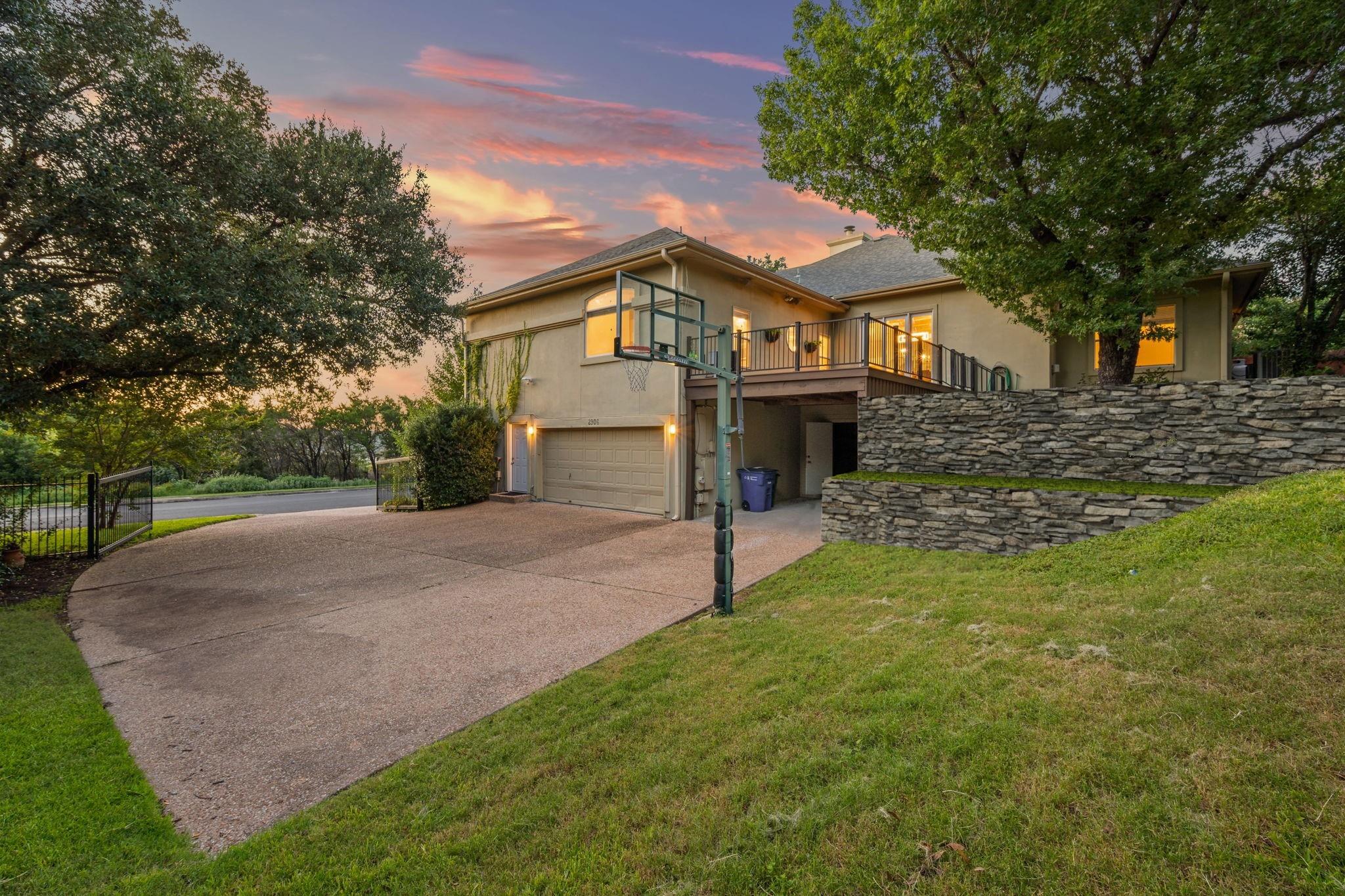 2906 Mill Reef Cv, Austin, TX 78746