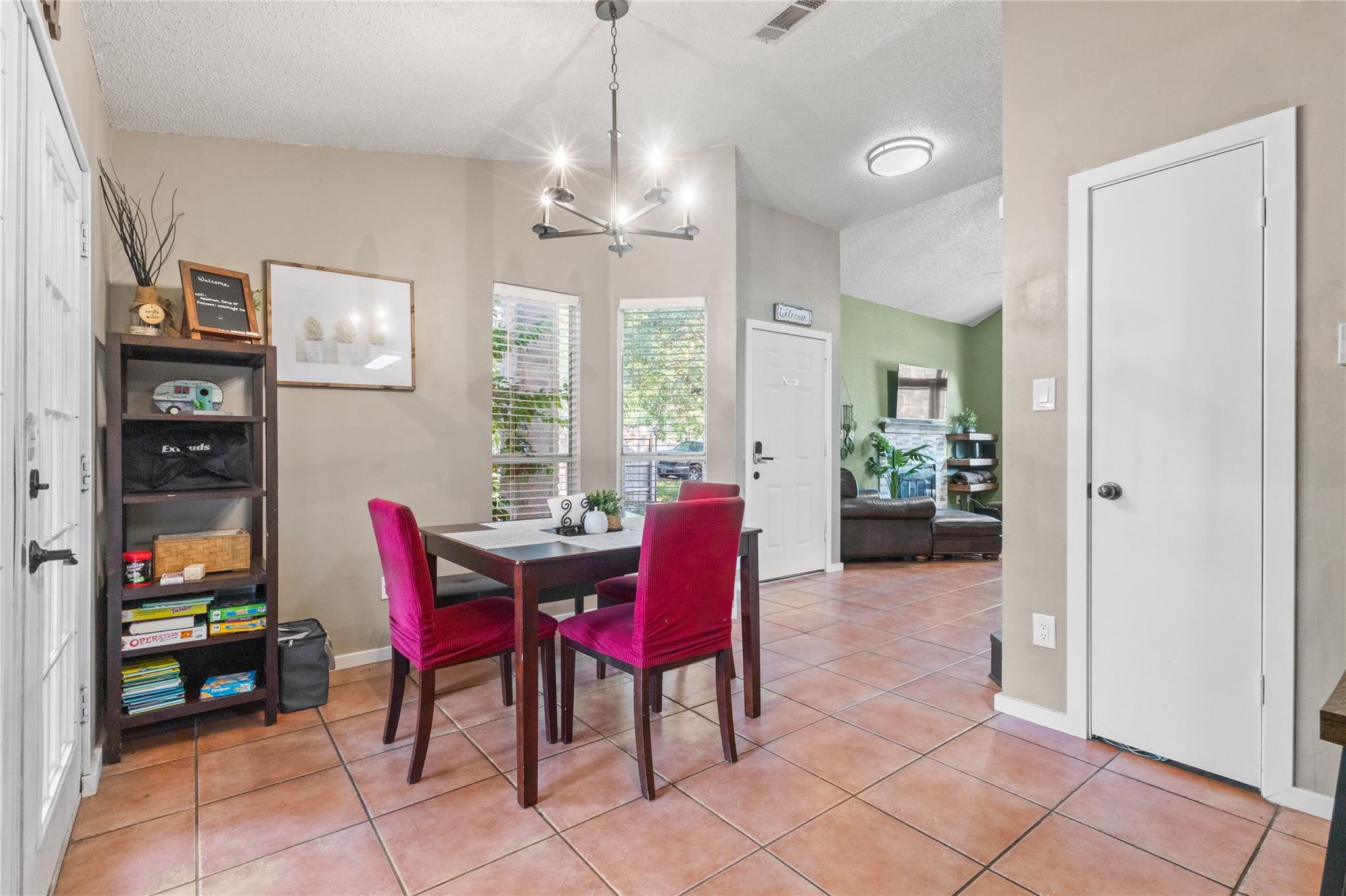 2107 RAINTREE Path, Round Rock, TX 78664