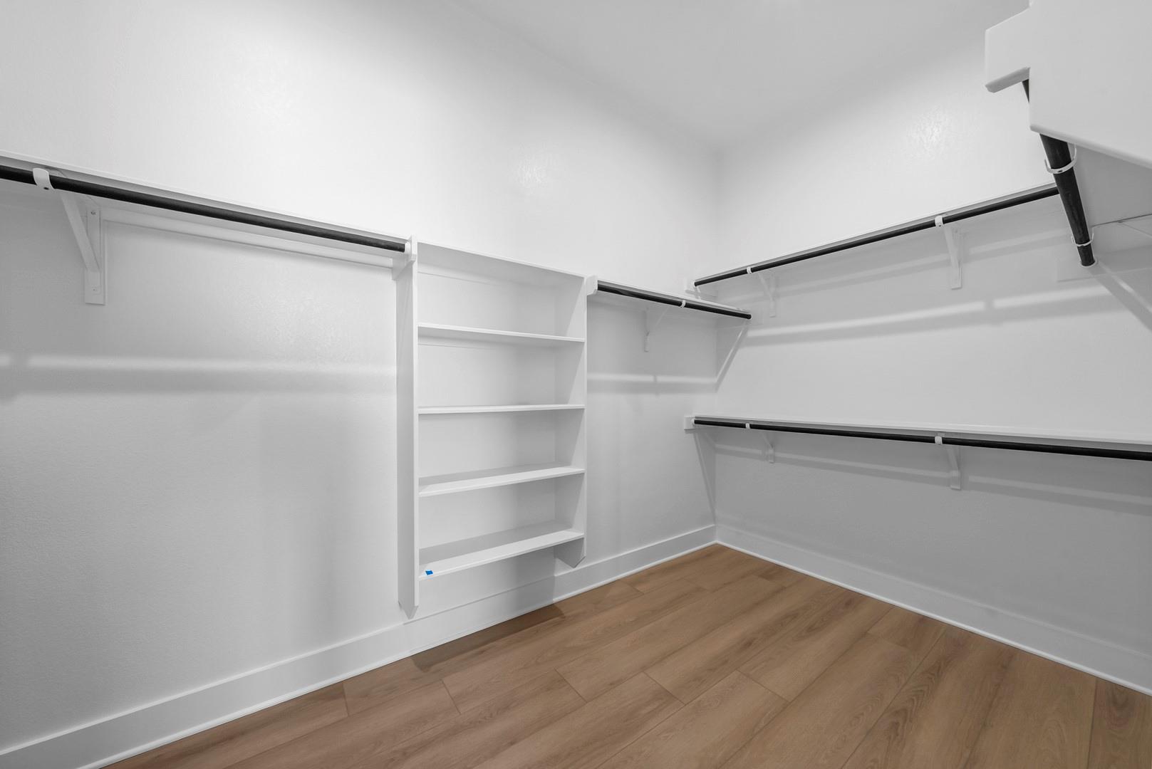 907 Iron Willow Loop, Dripping Springs, TX 78620