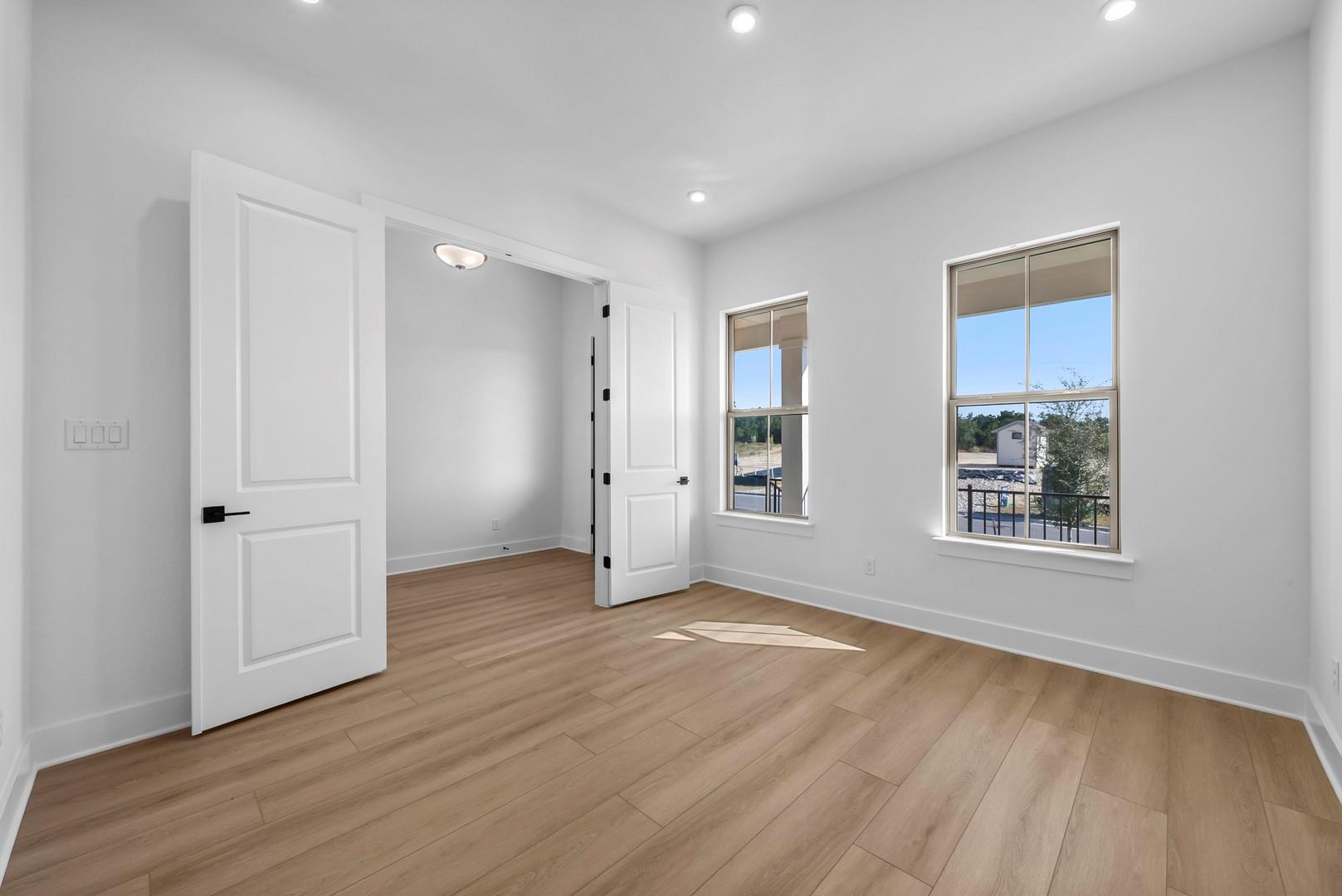 907 Iron Willow Loop, Dripping Springs, TX 78620