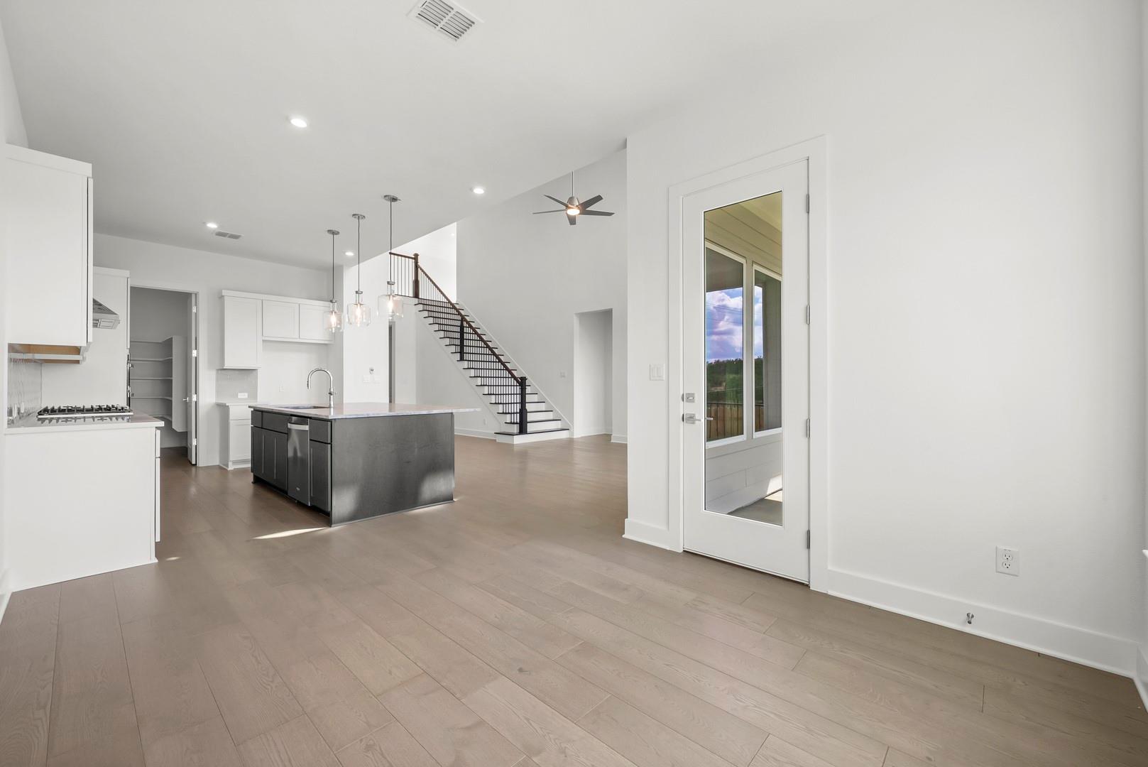 798 Iron Willow Loop, Dripping Springs, TX 78620