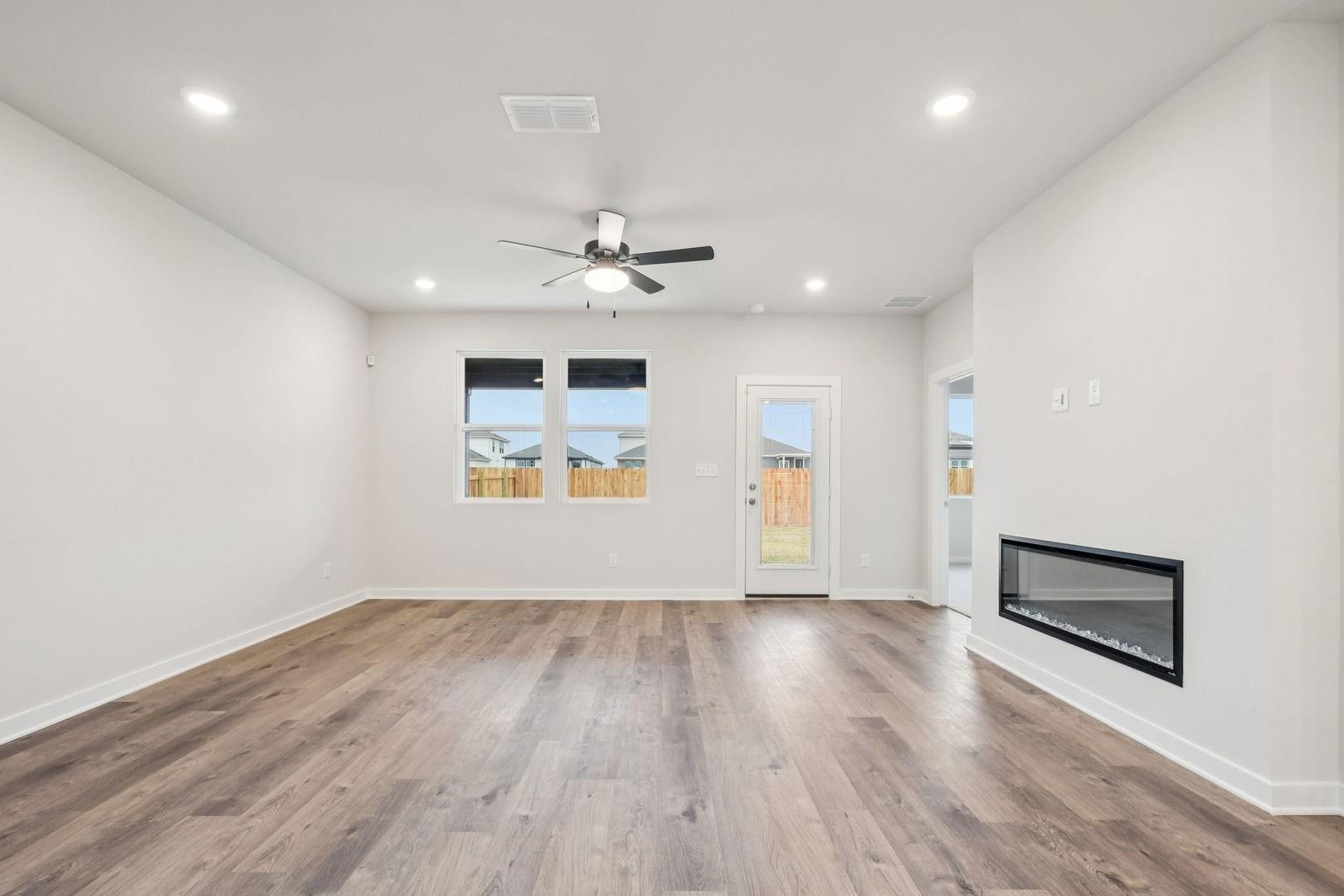 13417 Derby Ride Dr, Buda, TX 78610