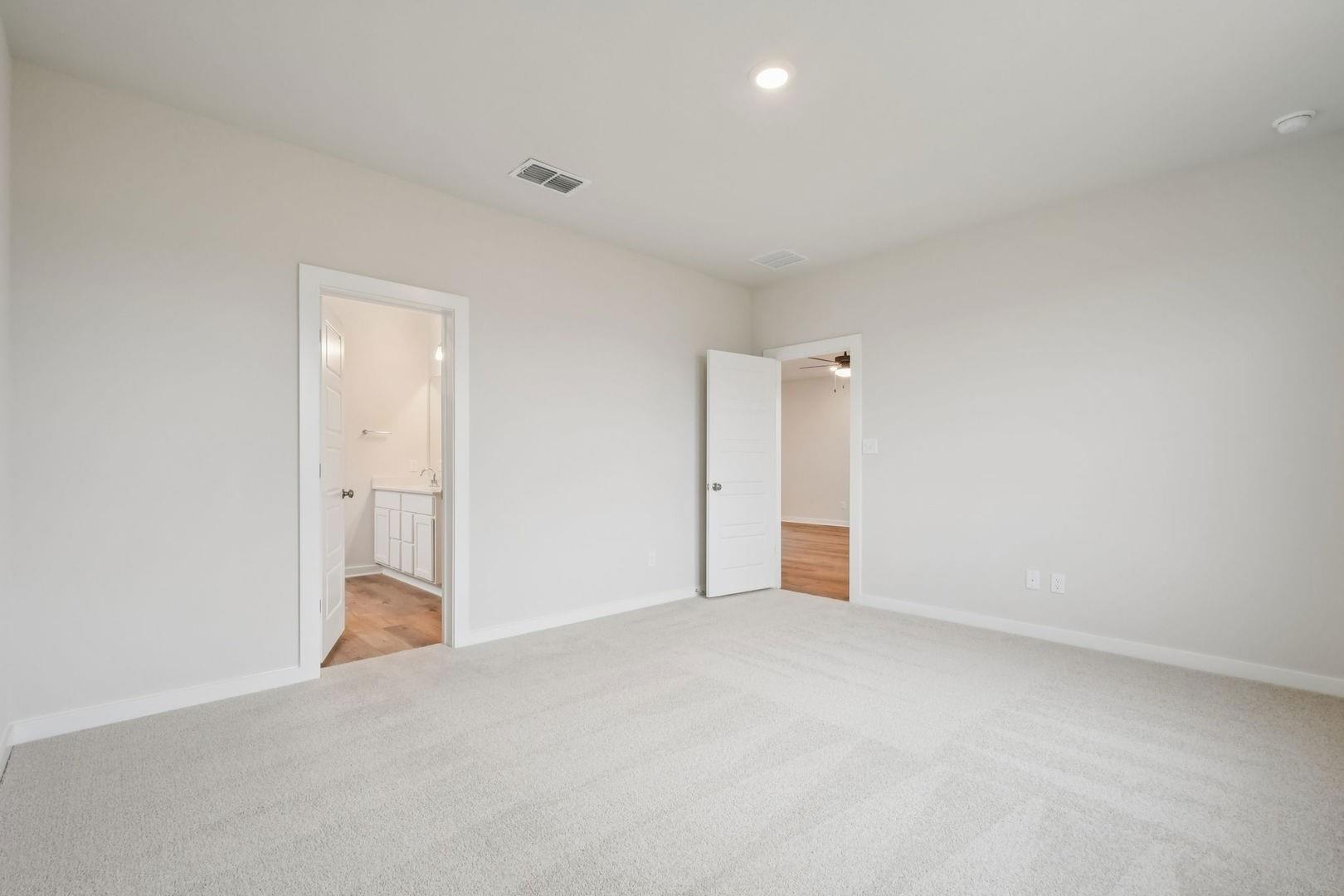 13417 Derby Ride Dr, Buda, TX 78610