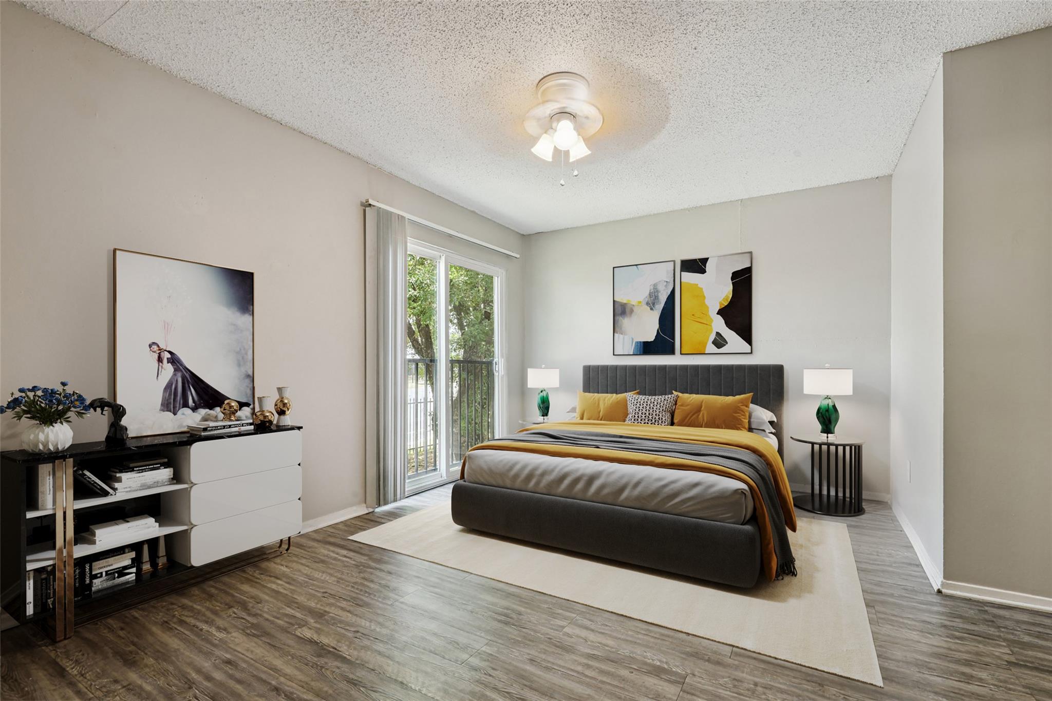 2124 Burton Dr # 203, Austin, TX 78741