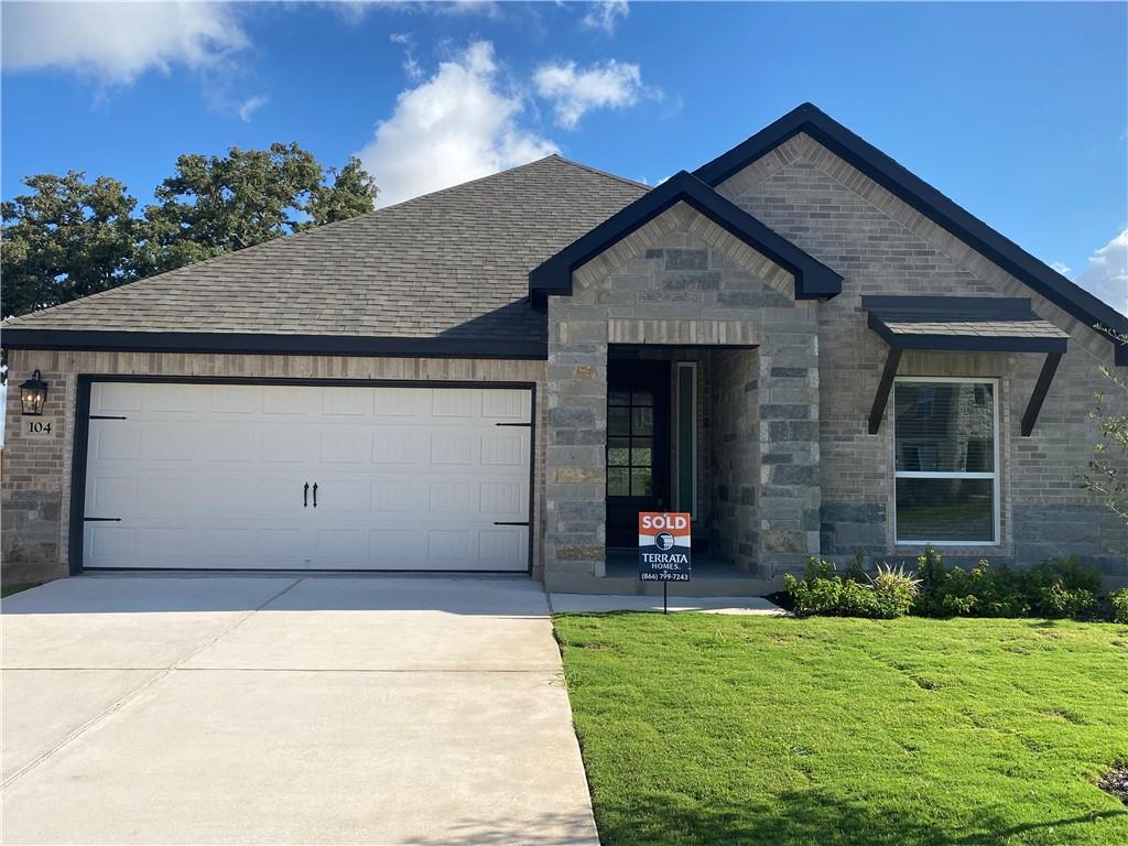 104 Periwinkle Ln, Bastrop, TX 78602