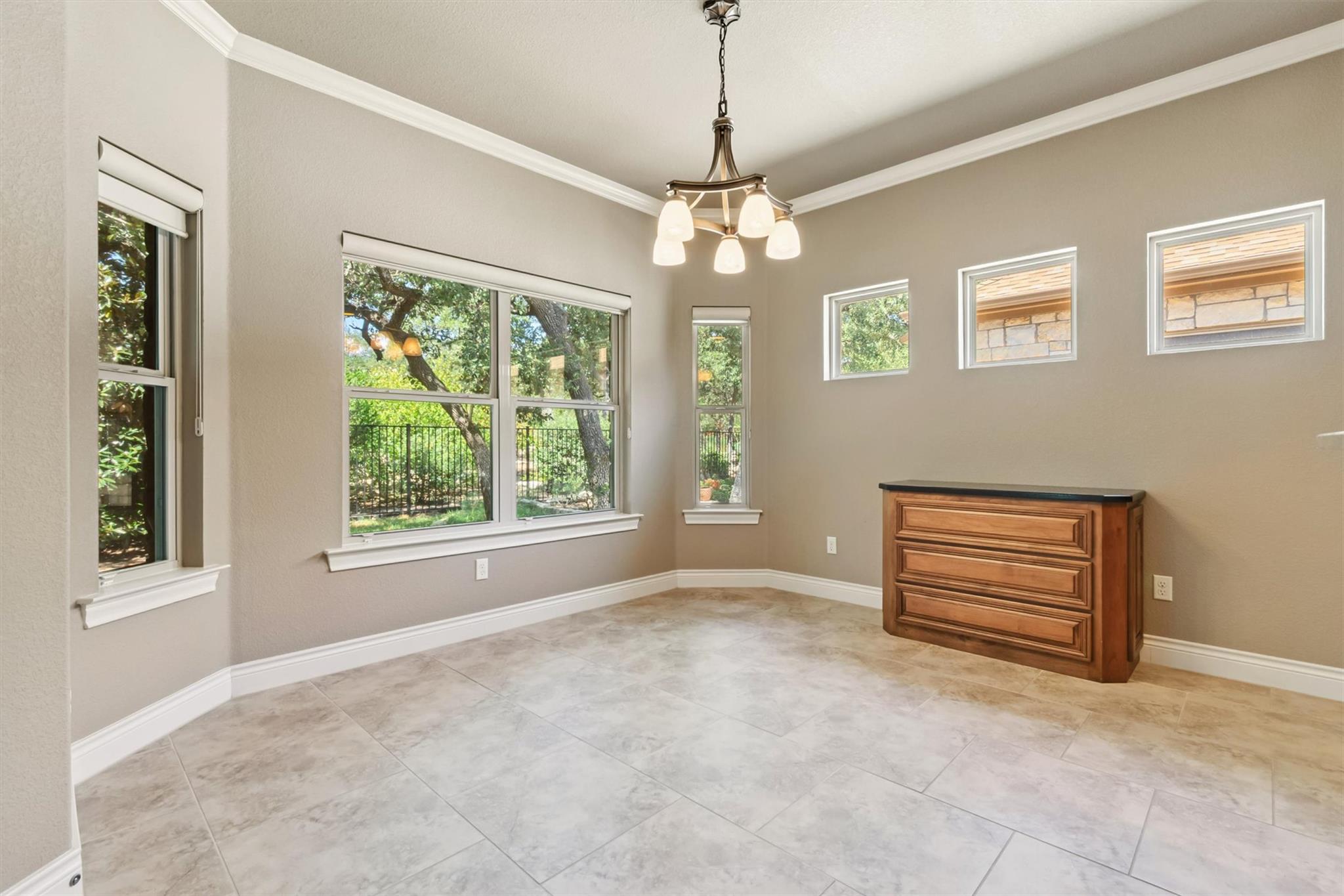 5205 Big Spring St, Georgetown, TX 78633