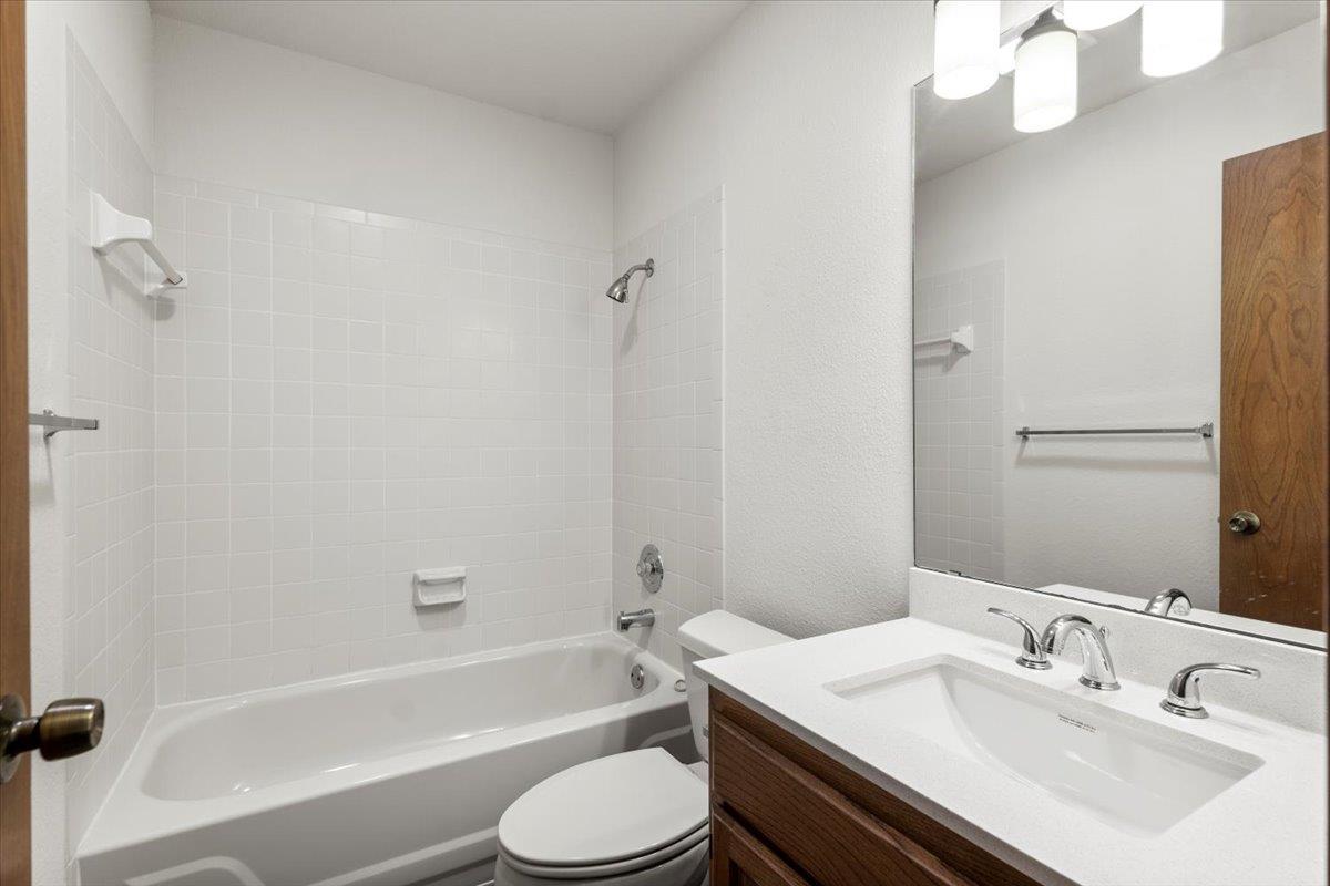 1850 S Fm 1626 Highway, Buda, TX 78610