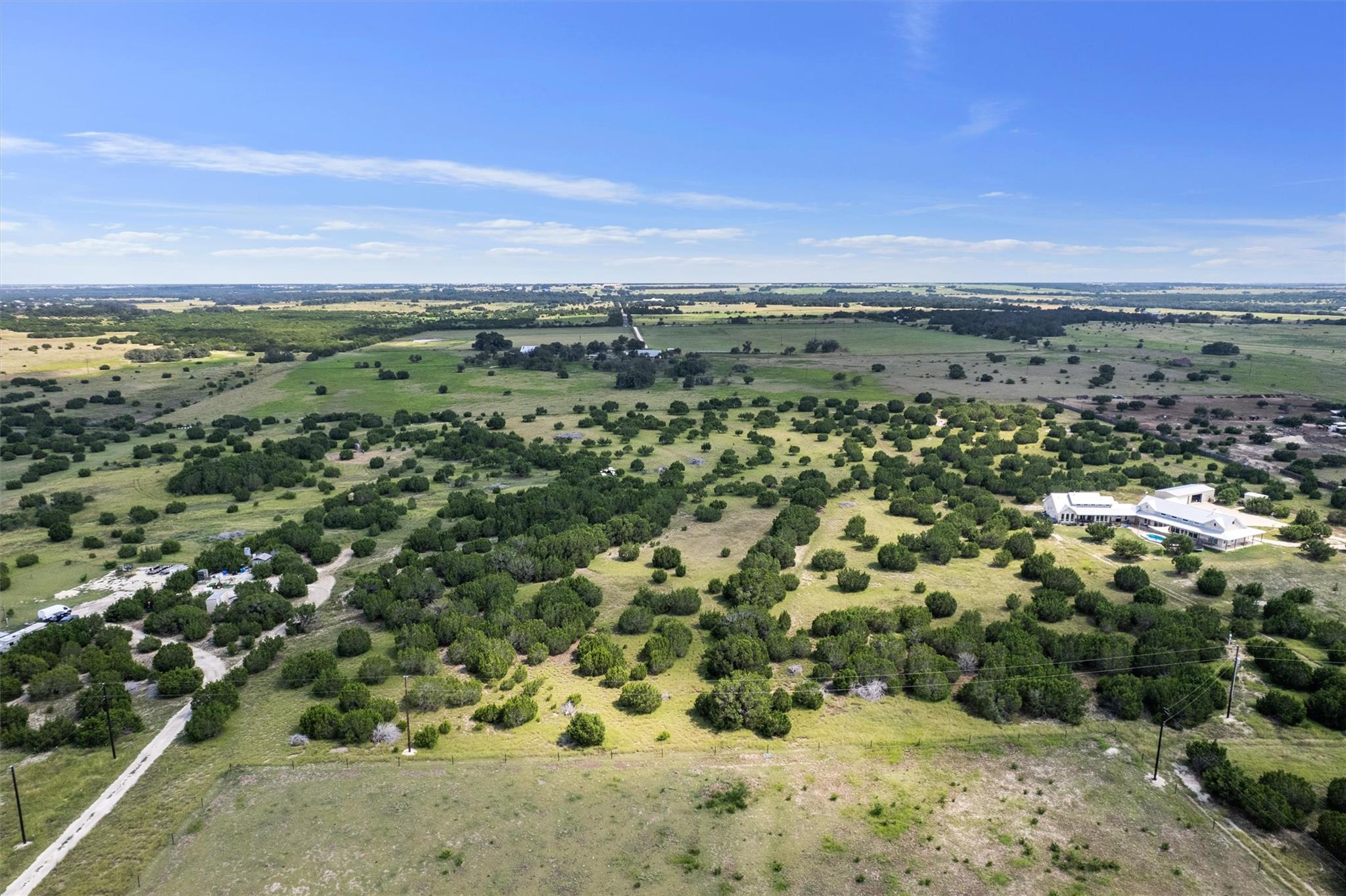 999 County Road 217 Rd, Florence, TX 76527