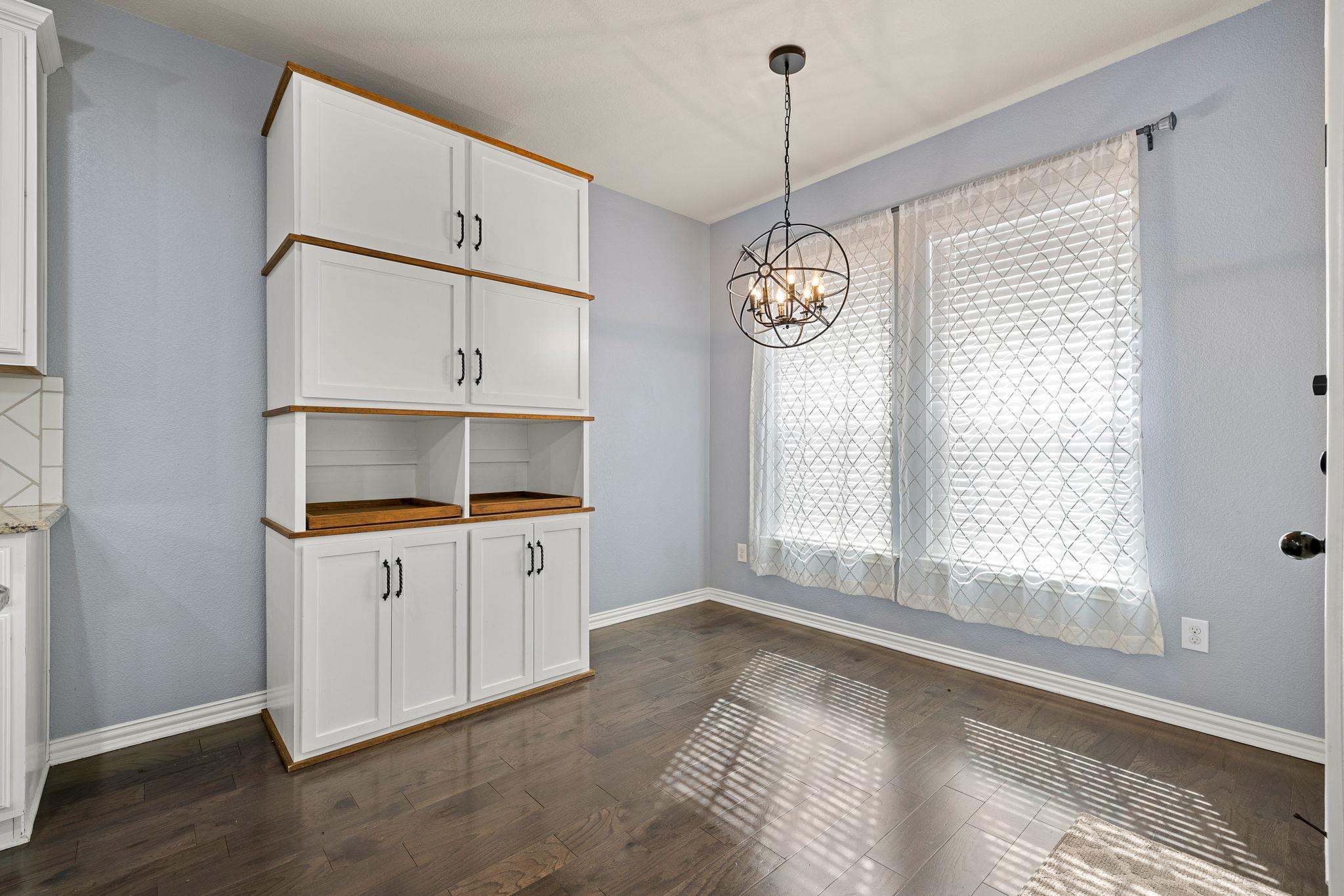 2012 Santa Barbara, Round Rock, TX 78665