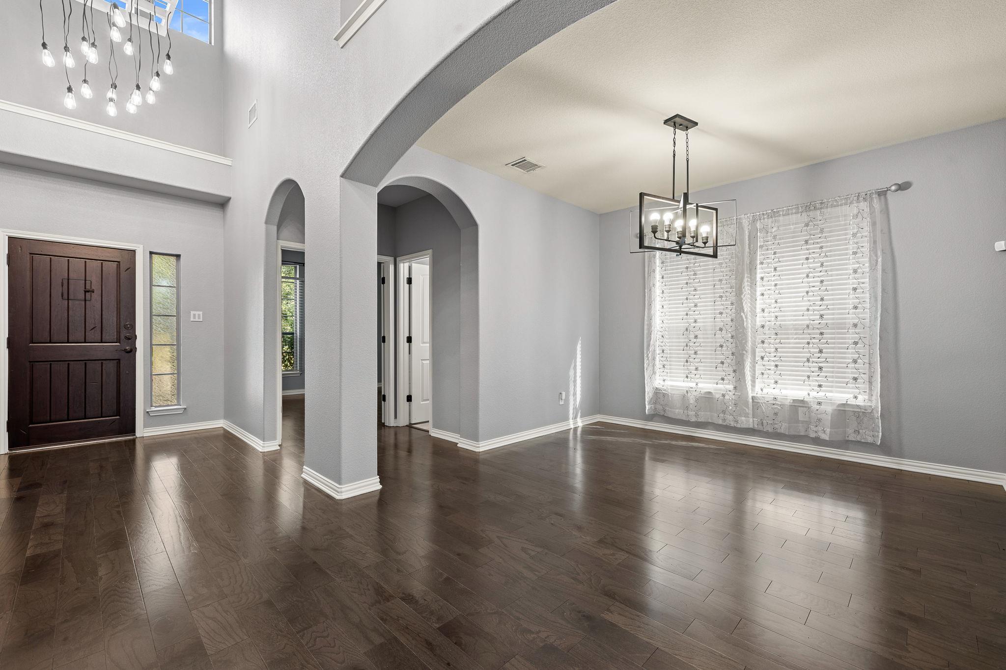 2012 Santa Barbara, Round Rock, TX 78665