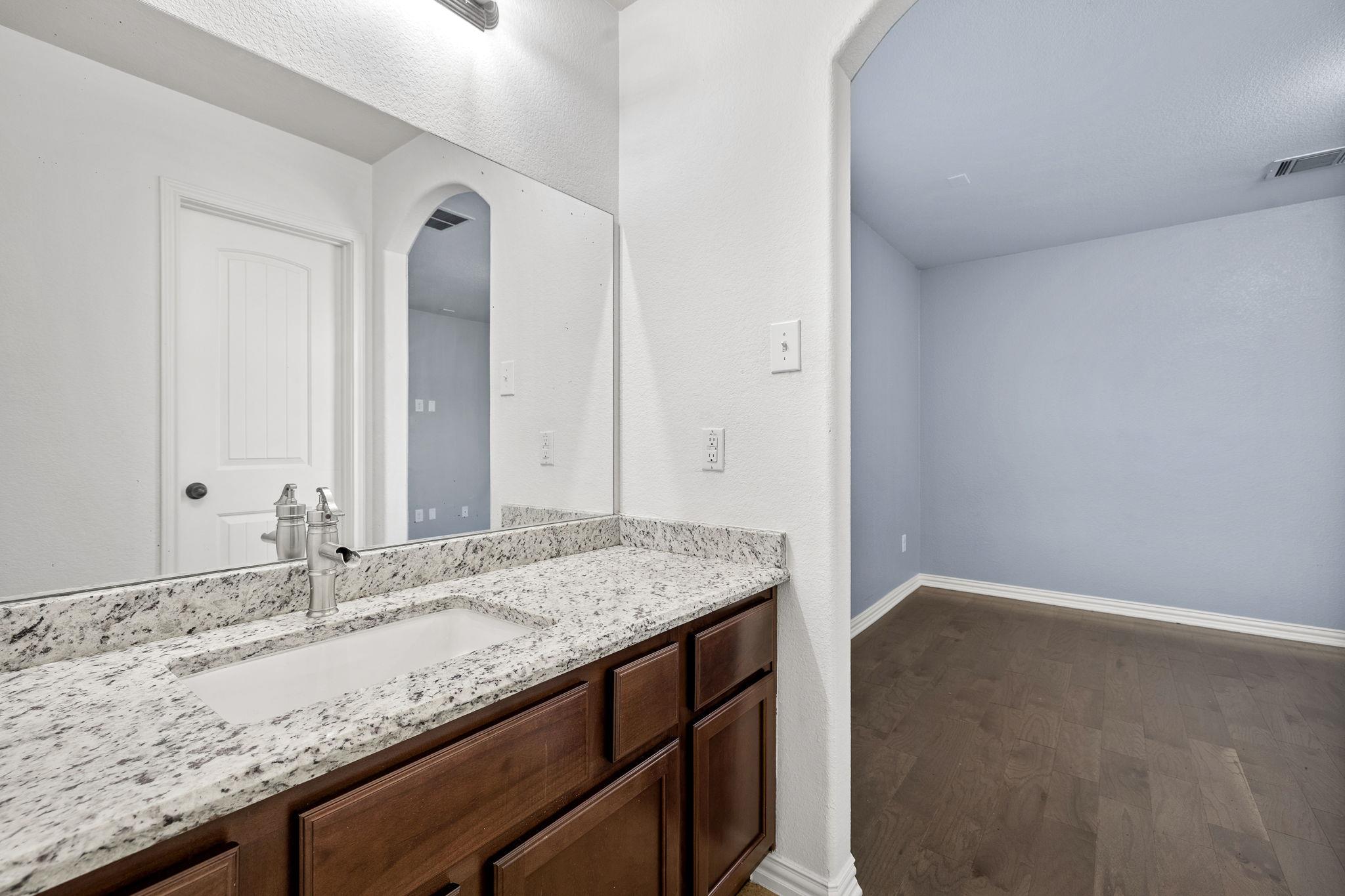 2012 Santa Barbara, Round Rock, TX 78665