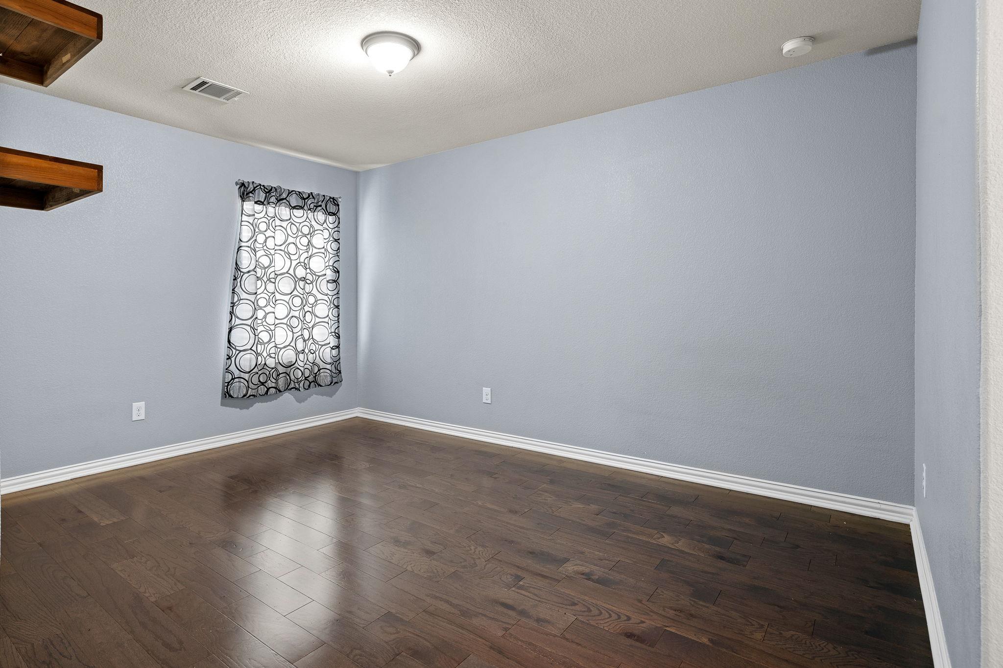 2012 Santa Barbara, Round Rock, TX 78665