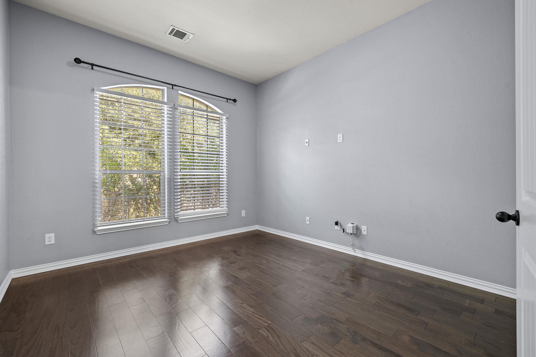 2012 Santa Barbara, Round Rock, TX 78665