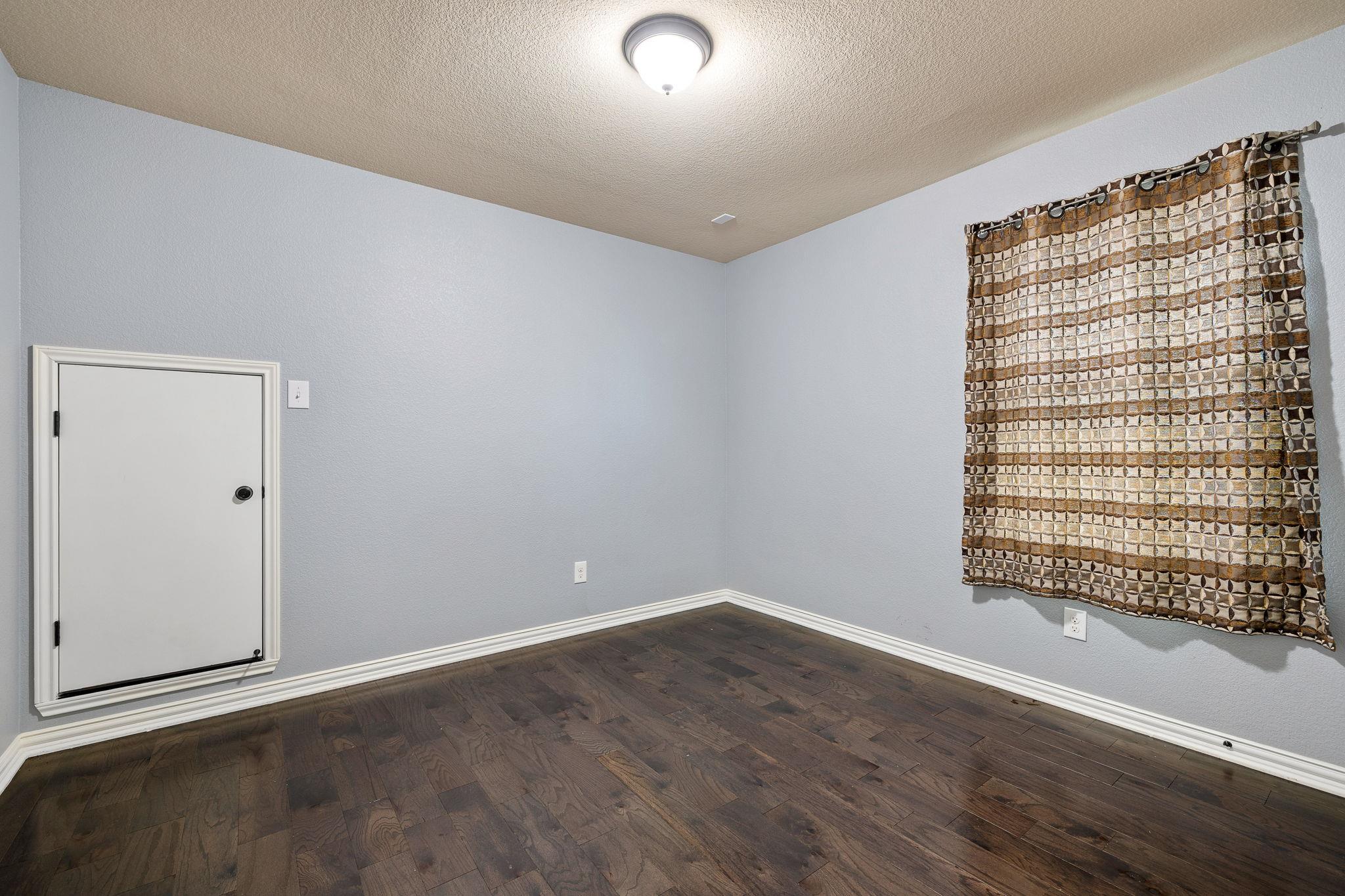 2012 Santa Barbara, Round Rock, TX 78665