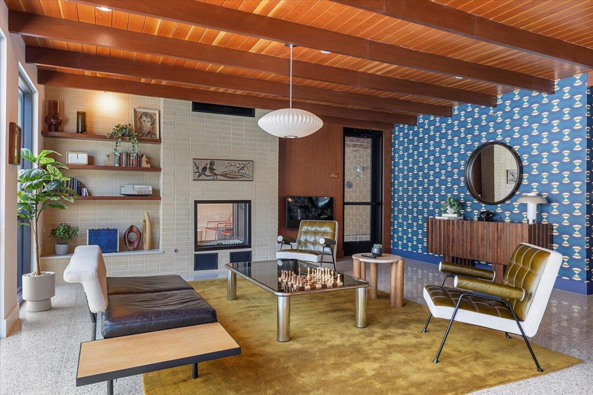 1701 Simond Ave # 636, Austin, TX 78723