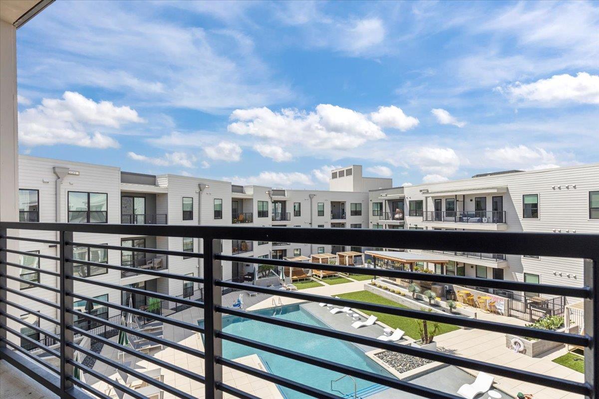 1701 Simond Ave # 636, Austin, TX 78723