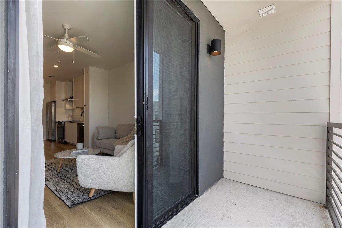 1701 Simond Ave # 636, Austin, TX 78723