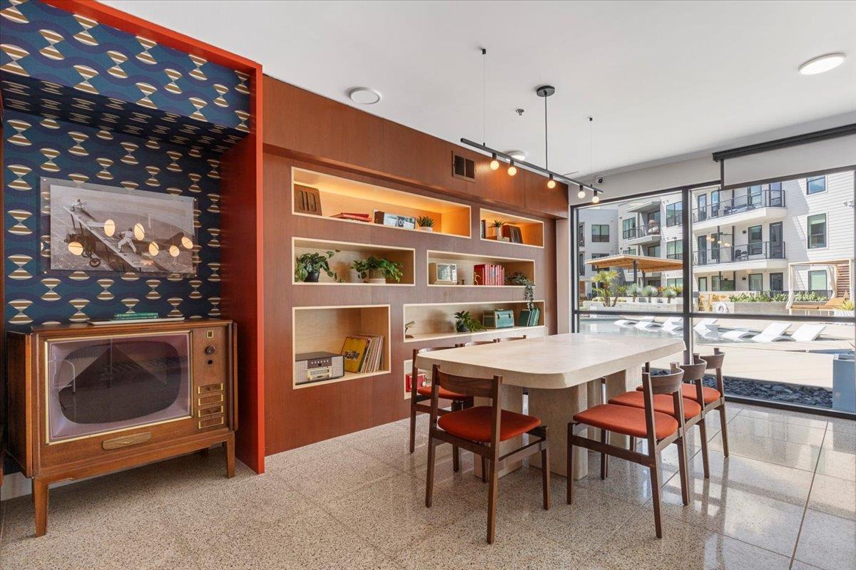 1701 Simond Ave # 636, Austin, TX 78723