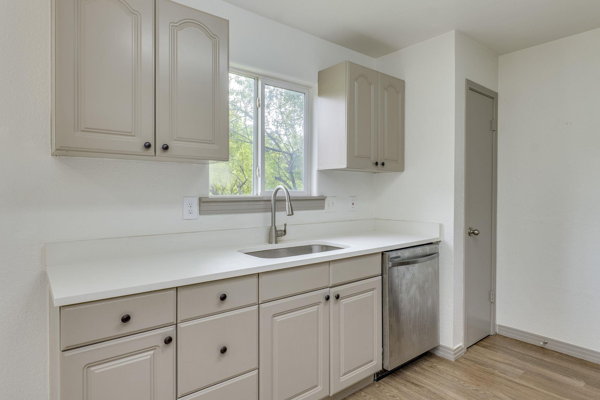 1416 Atterbury Ln, Austin, TX 78753