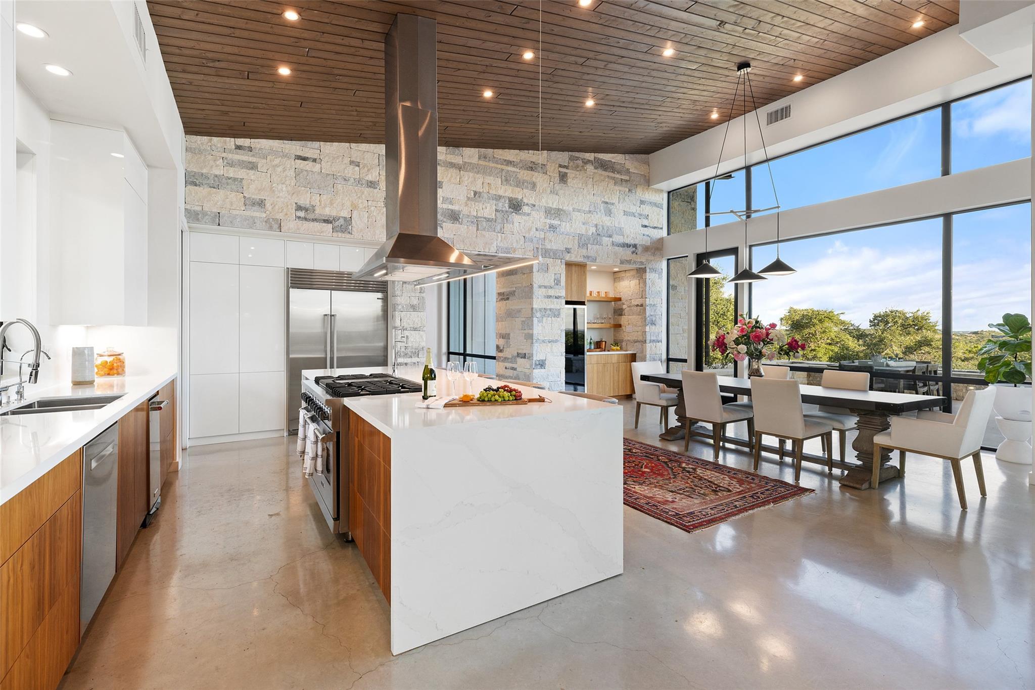 201 Gold Nugget Rd, Wimberley, TX 78676