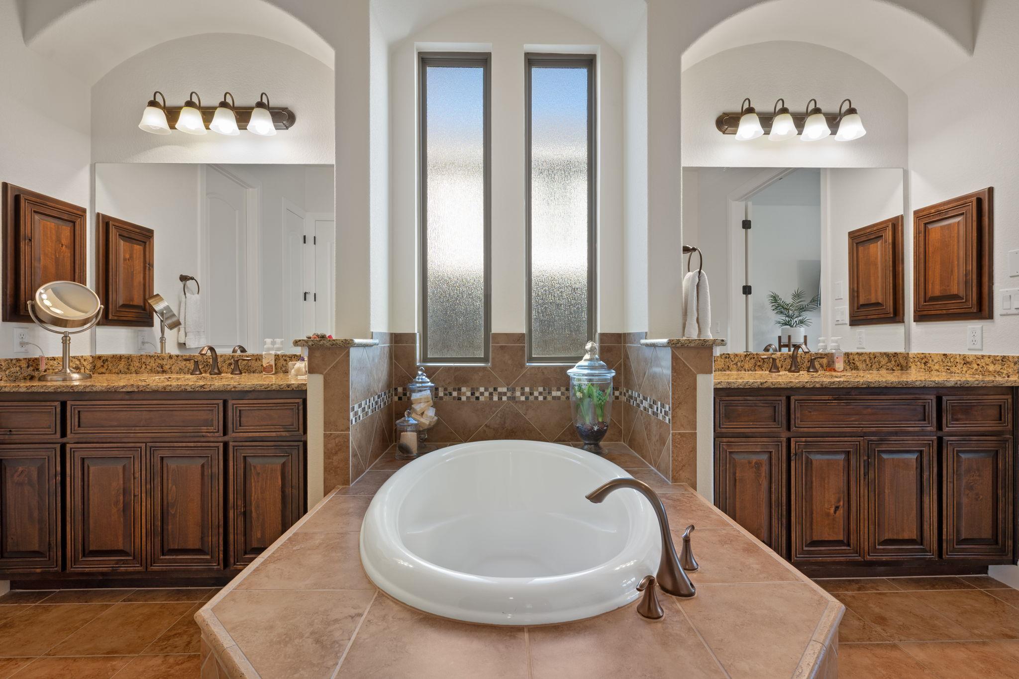 17208 Rush Pea Cir, Austin, TX 78738