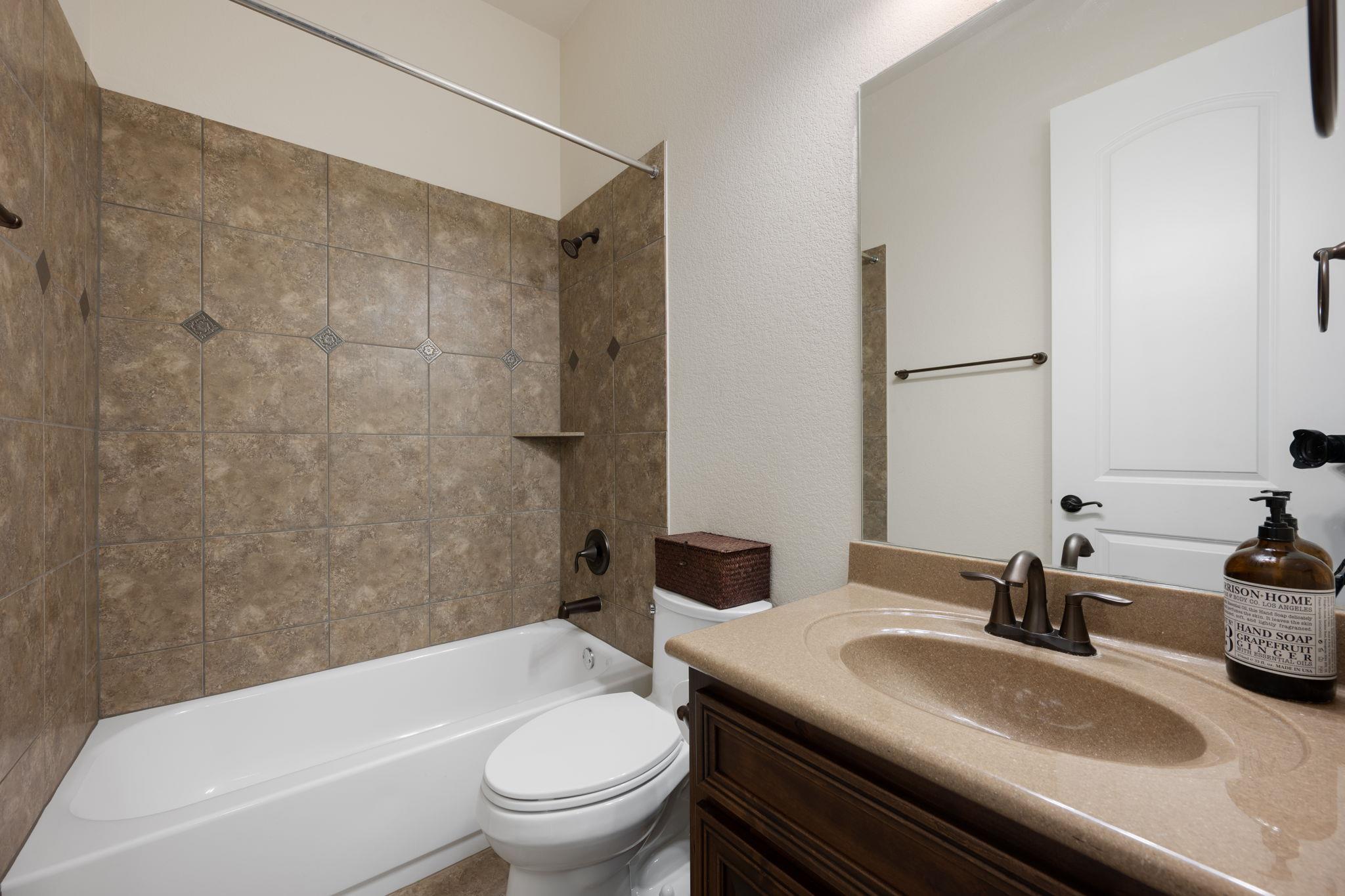 17208 Rush Pea Cir, Austin, TX 78738