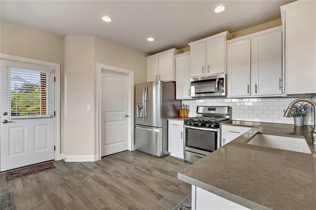 6005 Cassena Cv, Spicewood, TX 78669