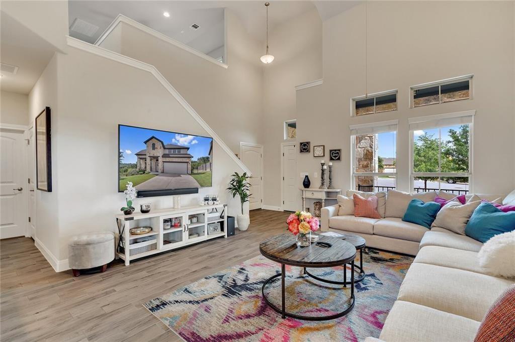 6005 Cassena Cv, Spicewood, TX 78669