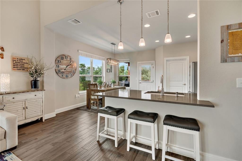 6005 Cassena Cv, Spicewood, TX 78669