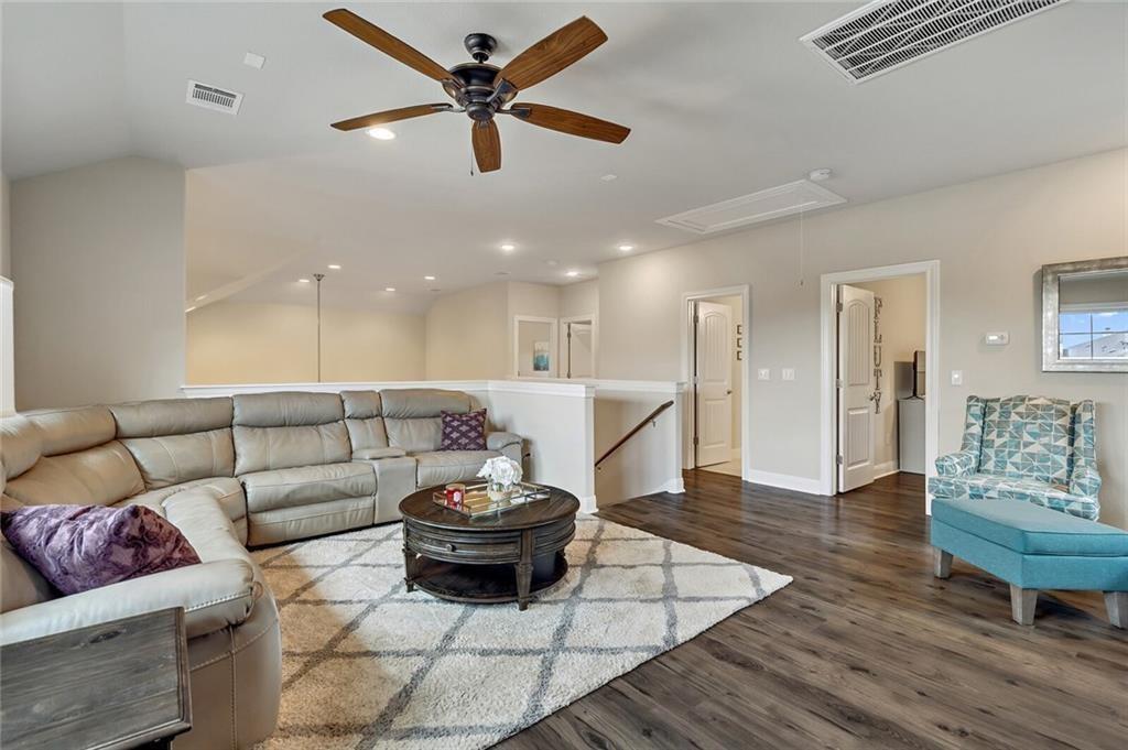 6005 Cassena Cv, Spicewood, TX 78669