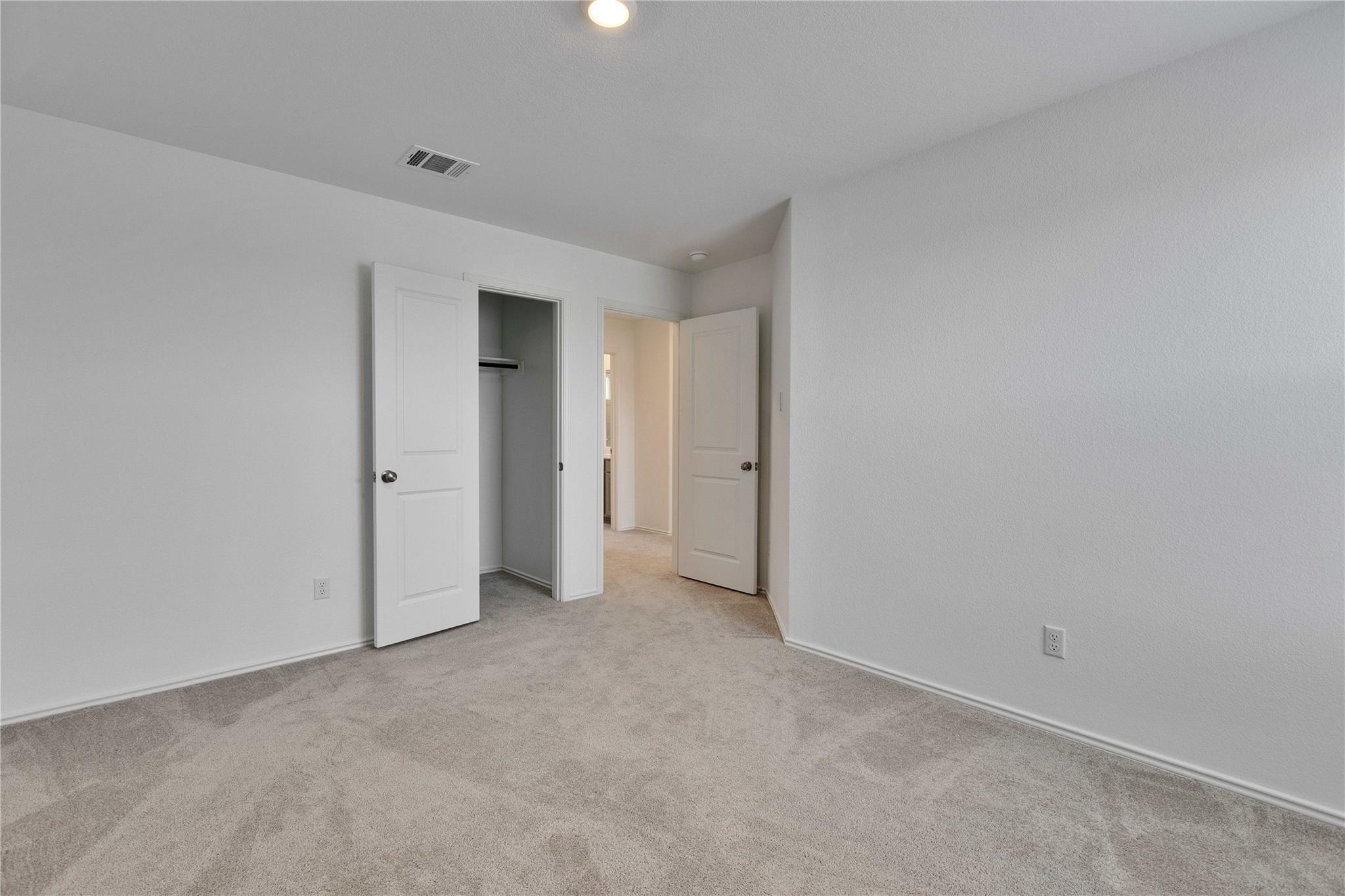 206 Canley Loop, Hutto, TX 78634